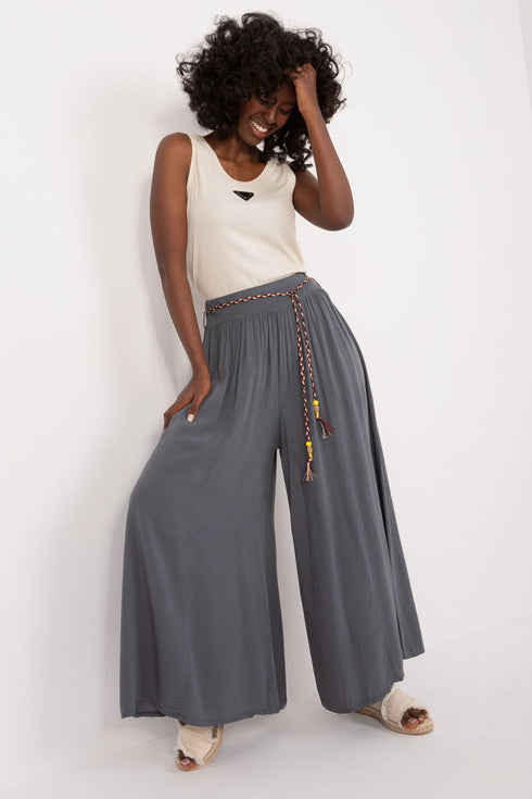 Women trousers model 196767 Och lla